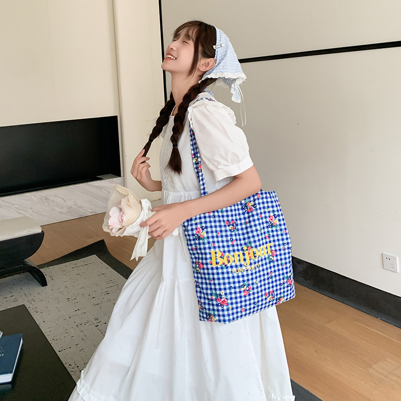 初恋清纯奶甜白色连衣裙女夏2025新款法式甜美蕾丝泡泡袖收腰长裙,女装连衣裙,2C122