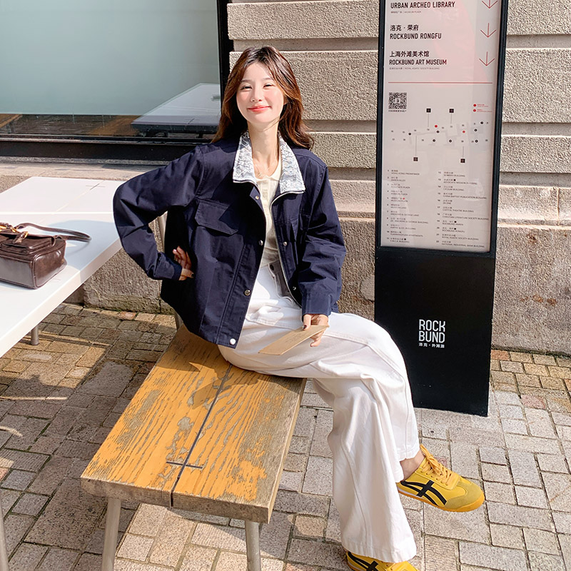 藏青色复古设计感蕾丝拼接外套女2025秋新款韩系休闲减龄百搭夹克,女装短外套,2C238