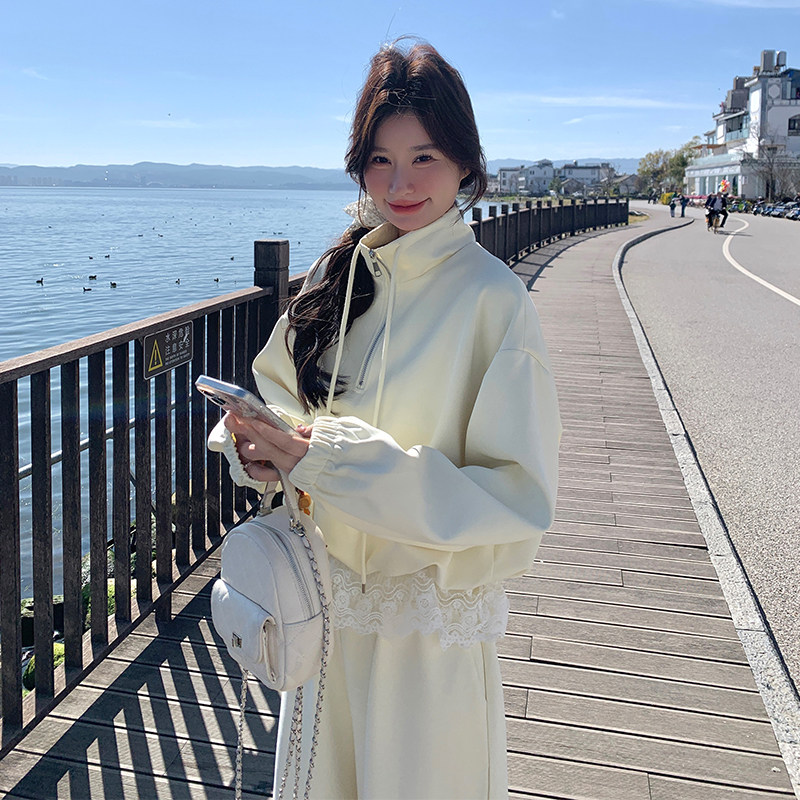 秋季数据现货！超美休闲套装上衣拼接蕾丝嫩黄色超绝颜色,女装套装/套裙,2C015