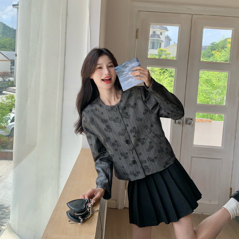 灰色条纹碎花小香风西装外套女春秋短款赫本风气质韩系西服上衣,女装短外套,2D146