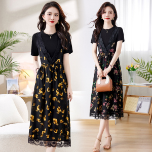 假两件高级感碎花连衣裙女夏2025新款法式气质收腰显瘦垂感绝美裙，女装连衣裙，自然秀图片
