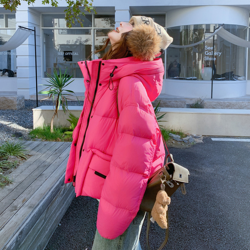 火龙果色连帽羽绒服女冬超火好看高级小众漂亮短款加厚面包服外套,女装羽绒服,2C011