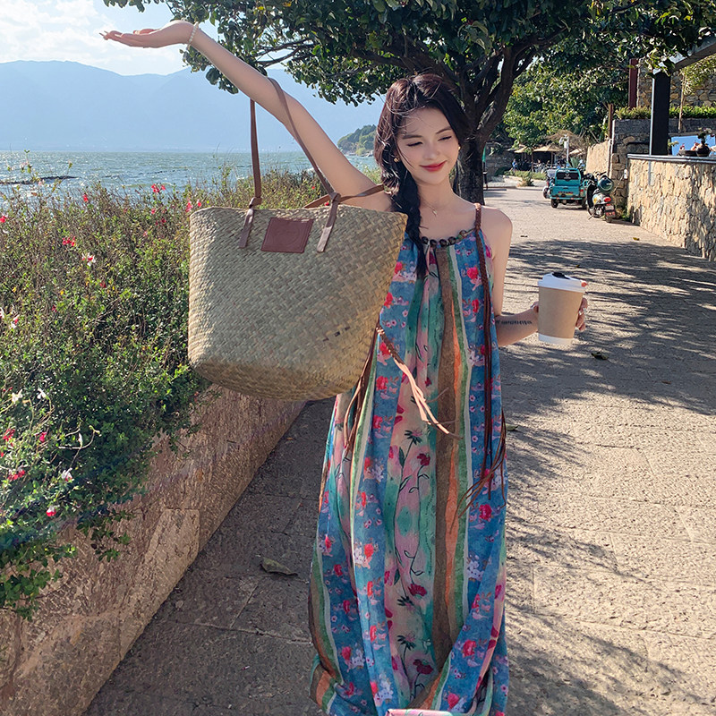 小众设计感碎花连衣裙女2025夏季新款法式显瘦甜美减龄吊带裙长裙,女装连衣裙,2C177