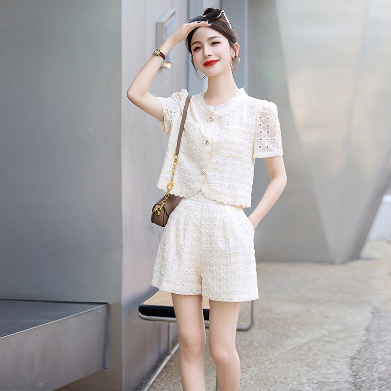 2025夏季新款甜美优雅小香风短裤两件套，女装套装/套裙，奕可儿,女装套装/套裙,奕可儿