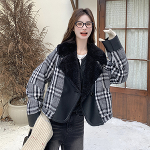 现货 黑色格纹拼皮毛一体小香风羽绒服外套 5823-P235-K358图片