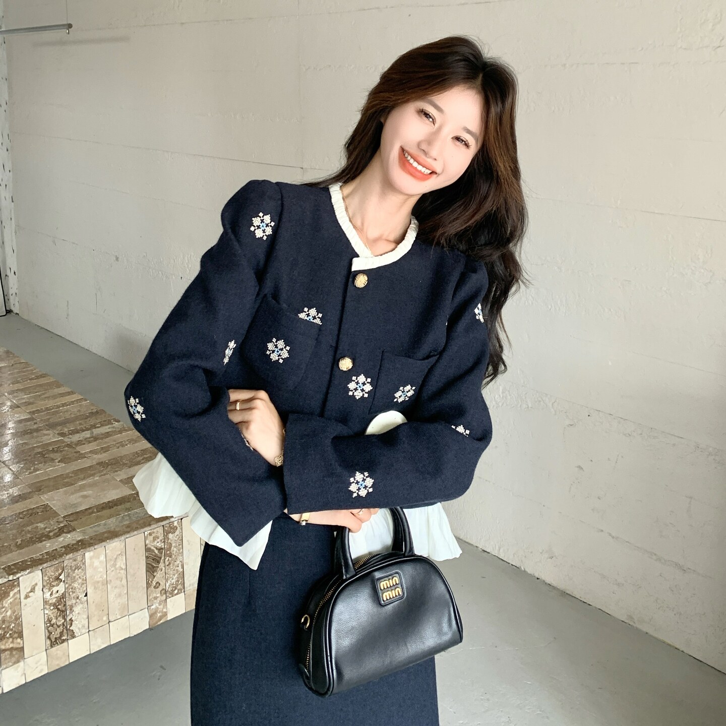 藏青色