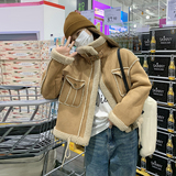 卡其色
