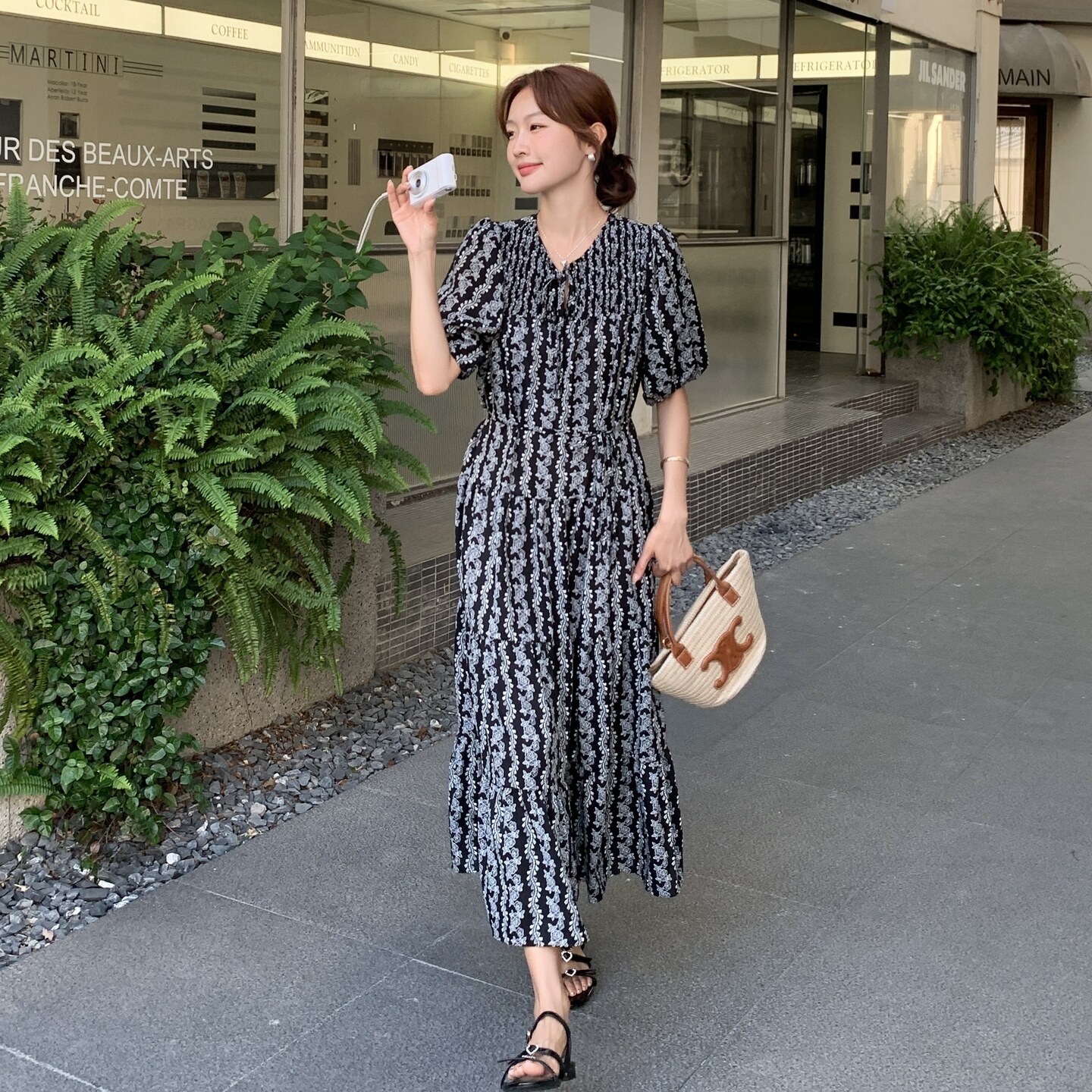 印花清新轻奢吊带裙夏季夏装显瘦碎花连衣裙法式收腰裙子气质时尚,女装连衣裙,2C212