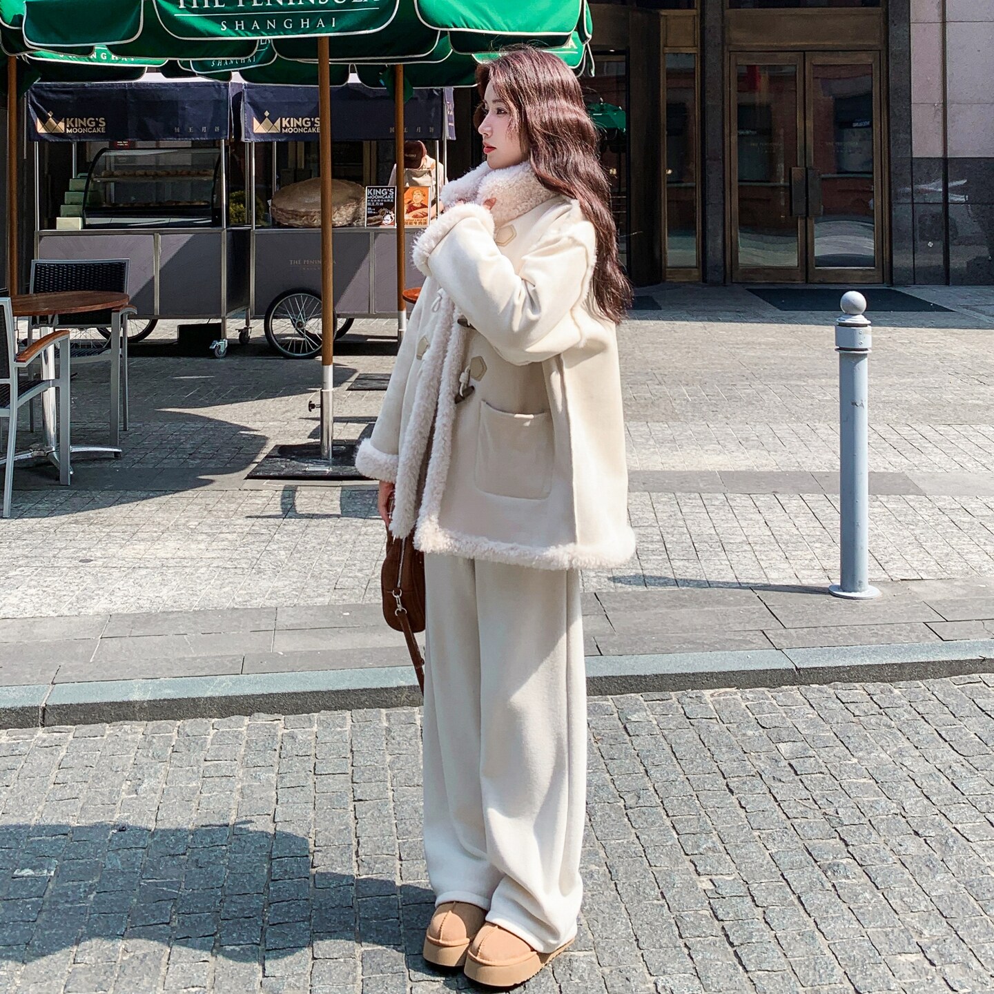 设计感两面穿皮毛一体羊羔毛外套女2025冬季新款加厚保暖棉衣棉服,女装短外套,2D036