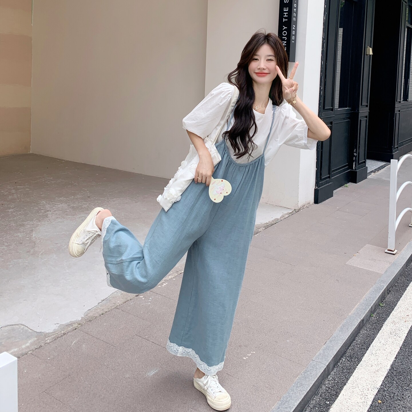 蕾丝花边牛仔背带裤T恤两件套女2025夏季新款宽松减龄阔腿裤套装图片