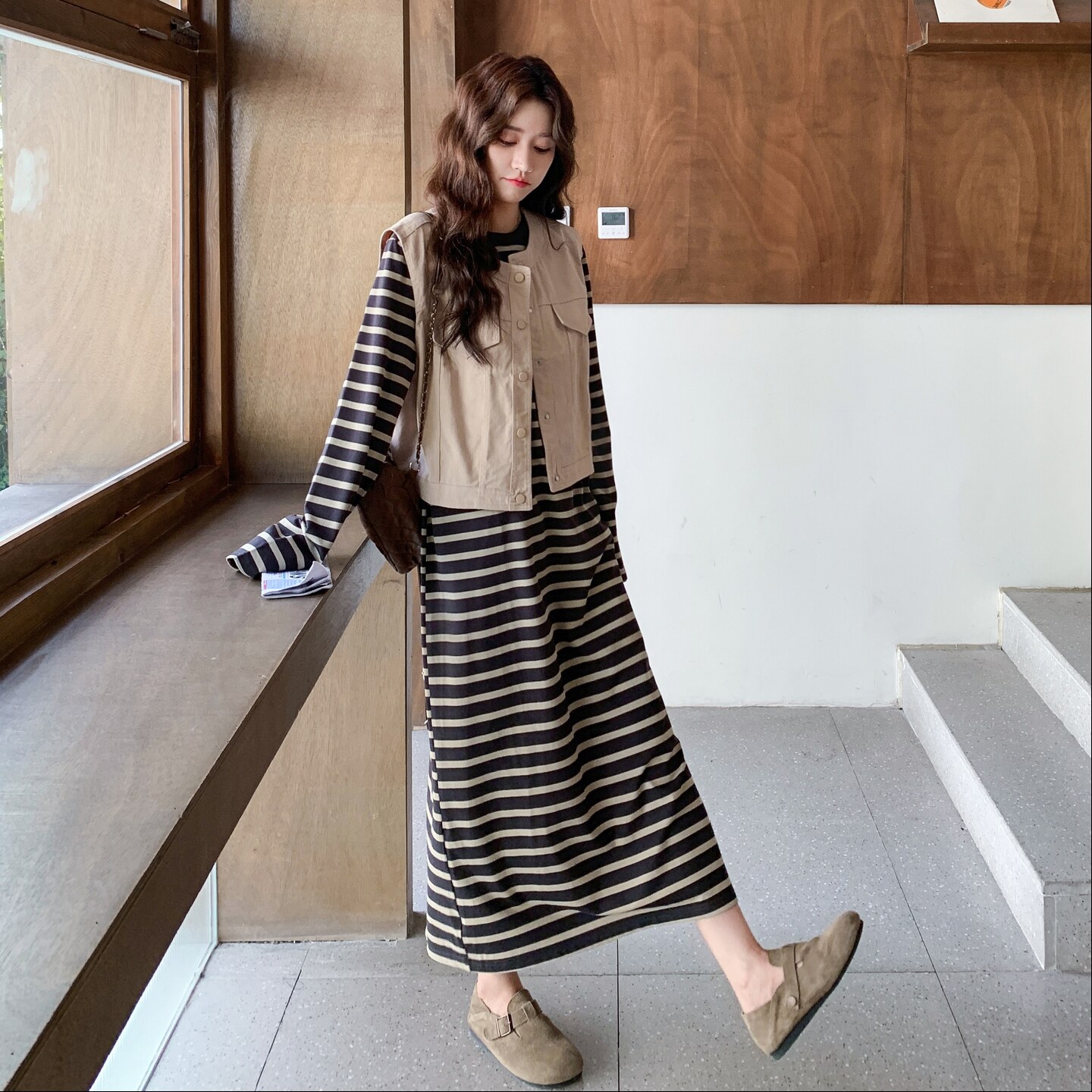 慵懒风休闲长袖条纹连衣裙马甲套装女2025年春季新款高级感两件套,女装套装/套裙,2C177