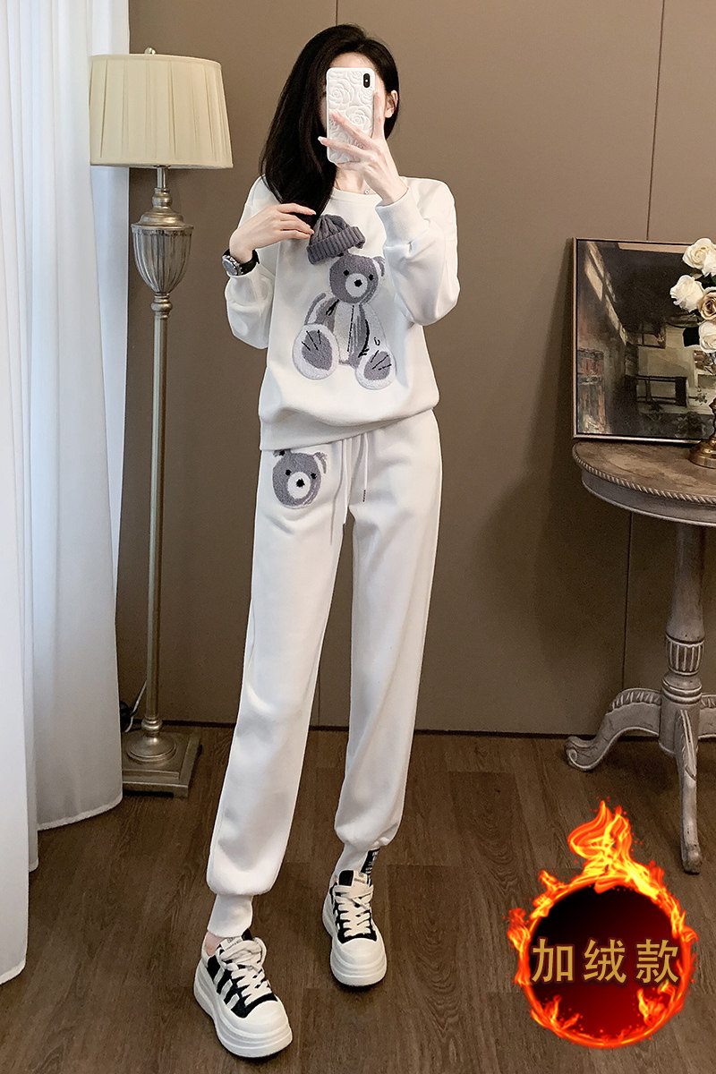 小熊圆领卫衣束脚卫裤加绒两件套潮,女装套装/套裙,2C310