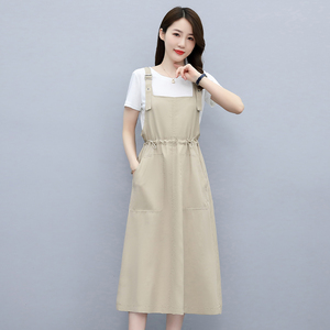 背带裙女2025年夏季新款宽松显瘦气质百搭小个子纯色连衣裙两件套图片