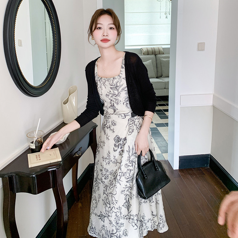 现货：春夏秋新款针织开衫碎花连衣裙两件套2C135-6890P145P218,女装连衣裙,2C135