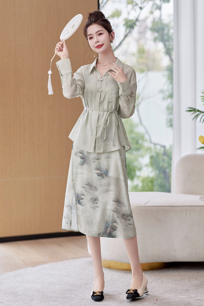 现货24新款风两件套吊带连衣裙提花缎面连衣裙新中式防晒外套女,女装连衣裙,衣珂纱朗