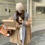美式chic卡其色连帽冲锋衣外套女春秋超火巨好看休闲工装风衣夹克，女装风衣，2C088