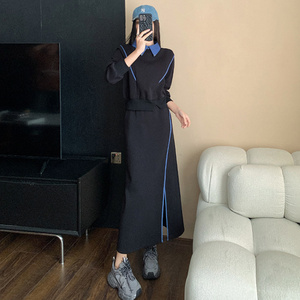高级感黑色卫衣连衣裙女春秋2025新款休闲收腰别致独特超好看长裙图片