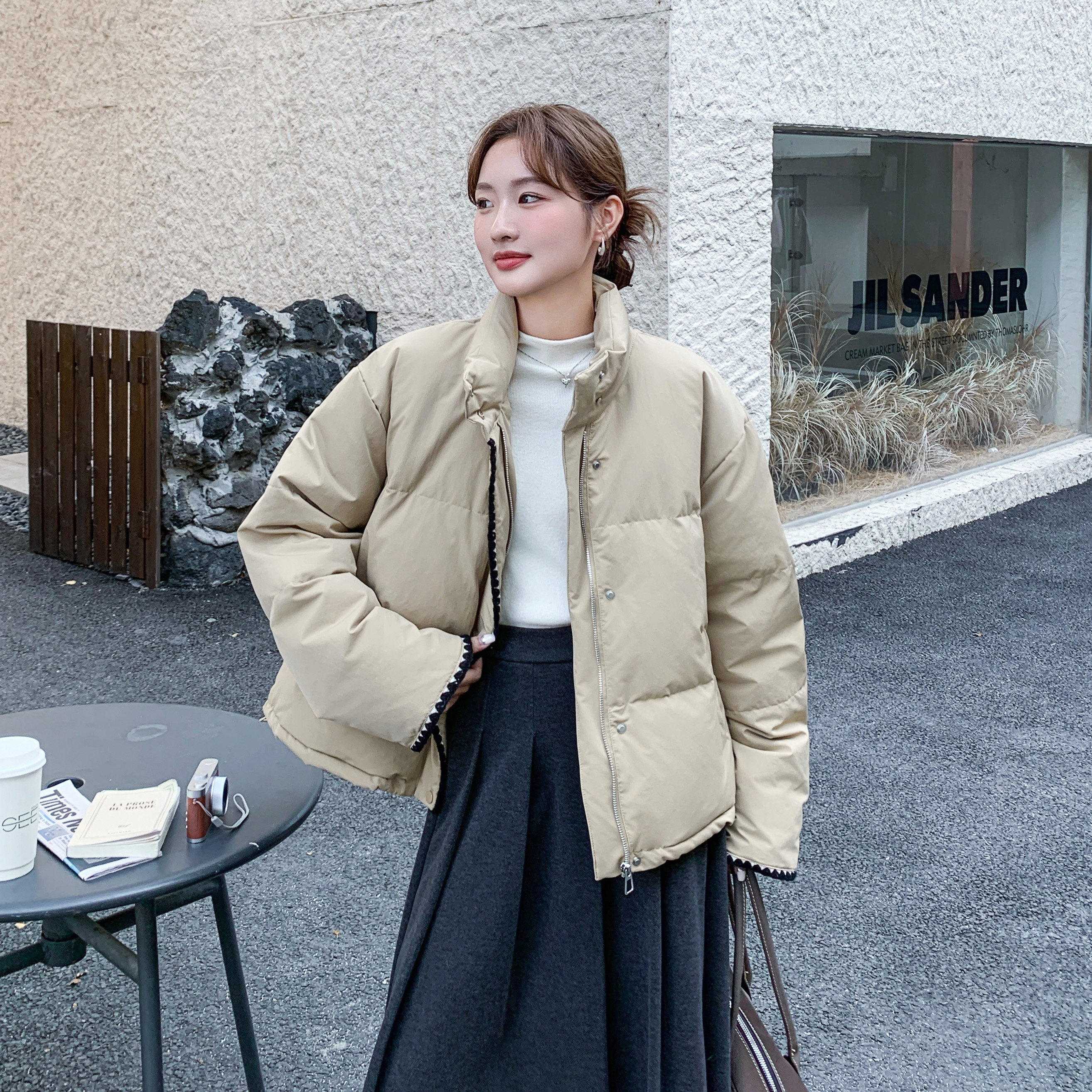 卡其色拼接淡人羽绒服外套女冬季2025新款高级感保暖白鸭绒面包服,女装羽绒服,2C122