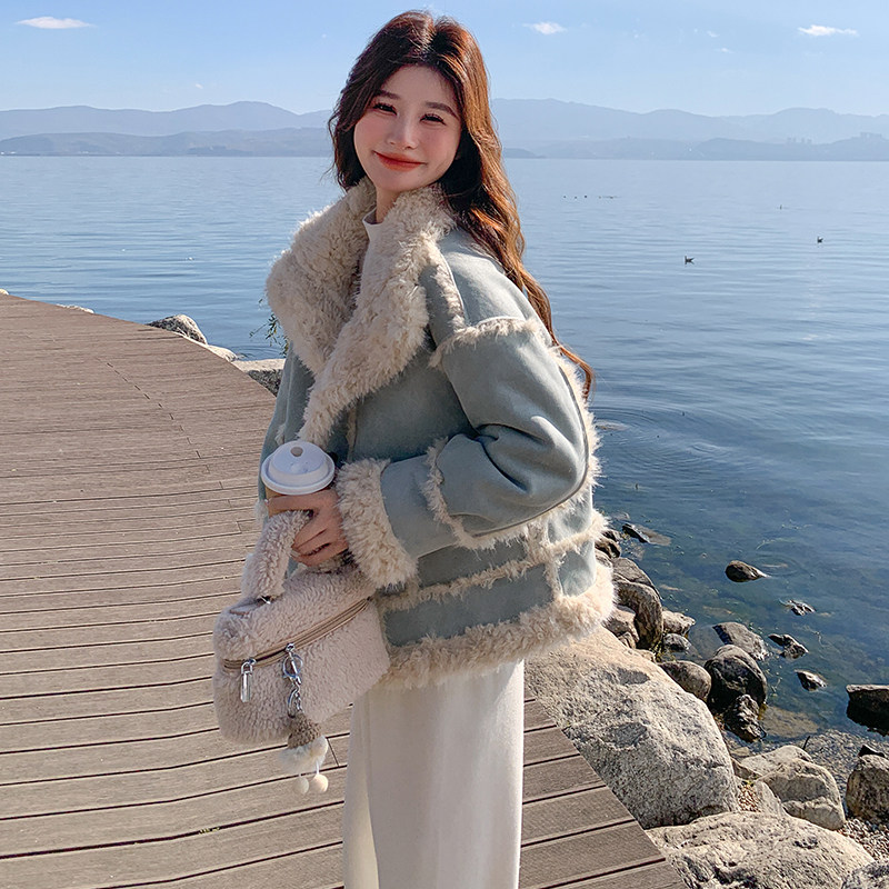蓝色皮毛一体羊羔毛外套女秋冬2025新款学院风绝美奶乎乎设计感,女装棉衣/棉服,2C203