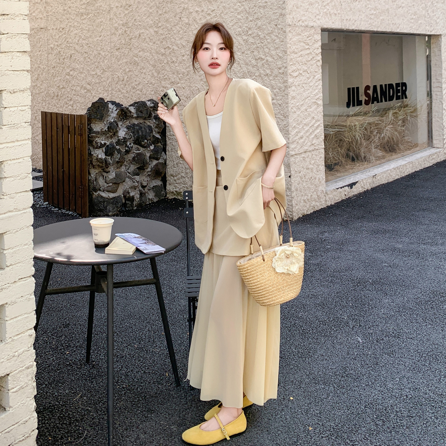 轻熟风小众短袖西装半身裙套装女夏巨好看超火流行两件套爆款清冷图片
