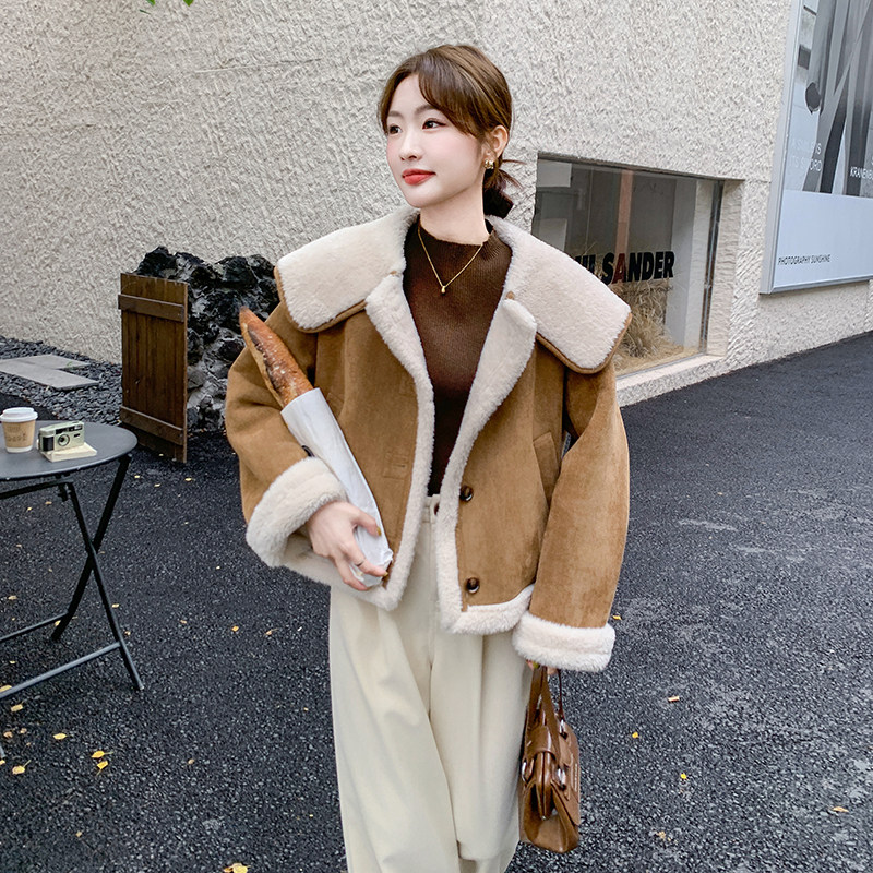 咖色羊羔毛宽松学院风皮毛一体外套韩系减龄棉服6086P195K288,女装棉衣/棉服,2C166
