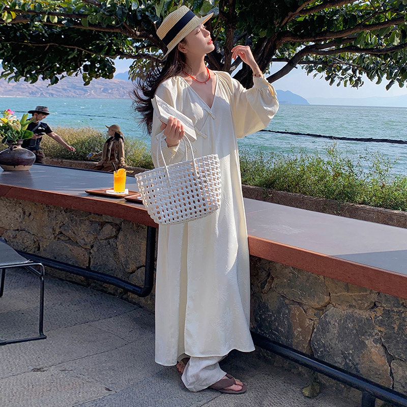 新中式国风盘扣提花连衣裙女2025春秋季新款复古别致超好看长裙子,女装连衣裙,2C085