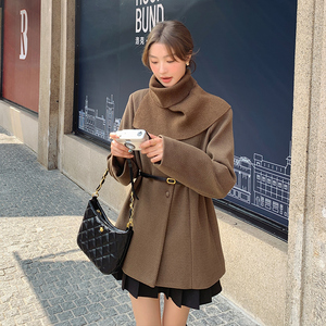 美拉德咖色带围巾款双面呢羊绒大衣女2024冬季新款双排扣毛呢外套图片