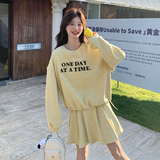 黄色字母印花毛巾绣卫衣百褶半身裙两件套5852-P145-K208，女装套装/套裙，2C159
