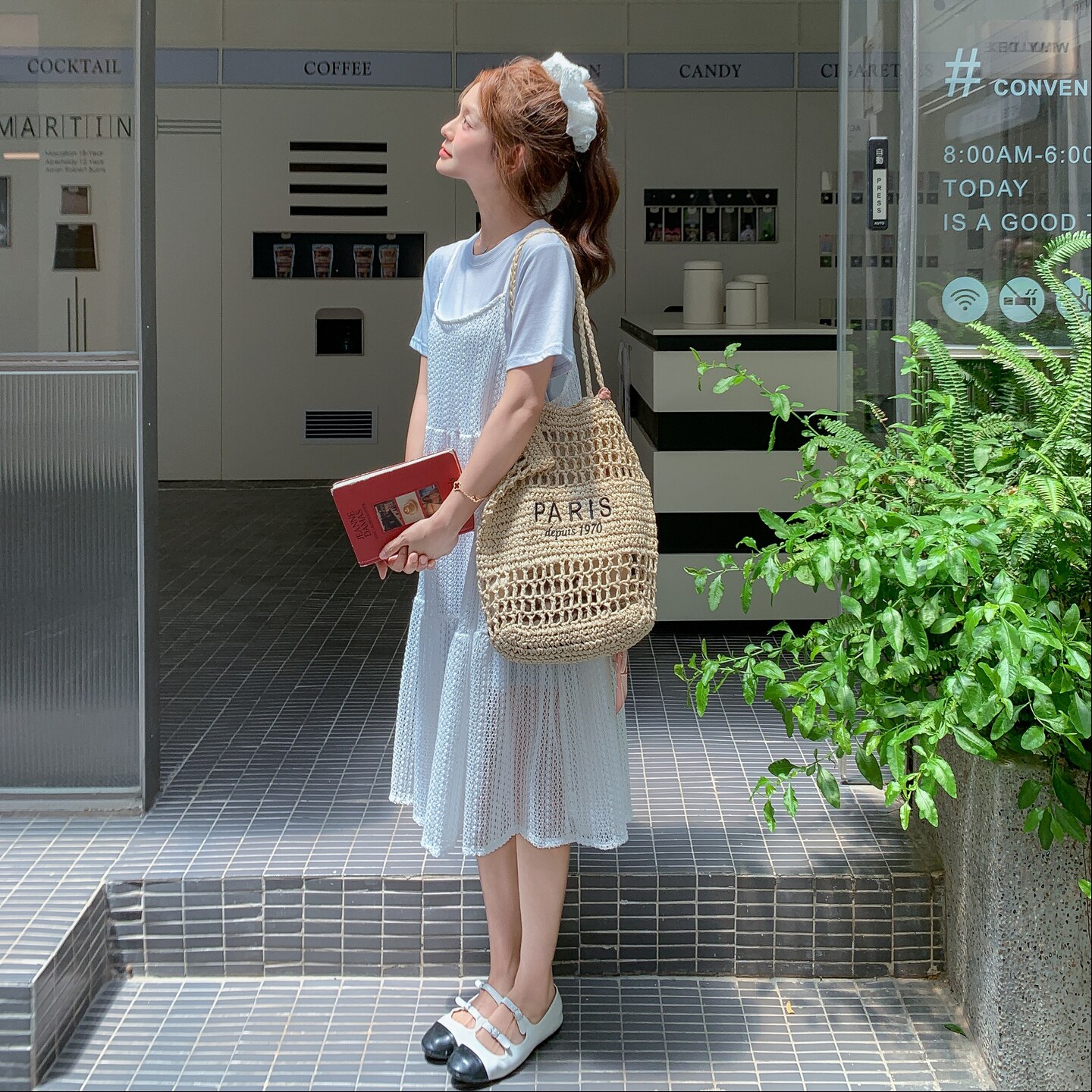 法式奶系甜妹蕾丝吊带裙套装女夏季时尚镂空连衣裙打底T恤两件套,女装连衣裙,2C307