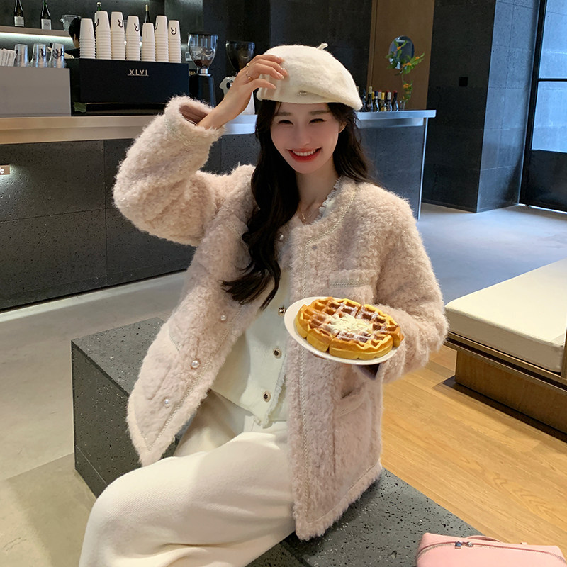 主推现货2025冬季小香风皮毛一体C022-9052-P190-K278,女装短外套,2C022