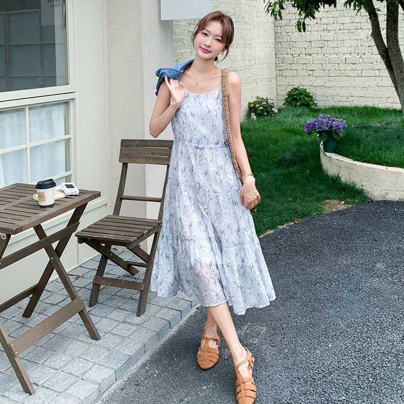 休闲牛仔马甲碎花吊带连衣裙两件套女夏2025新款独特漂亮显瘦长裙,女装套装/套裙,2C030