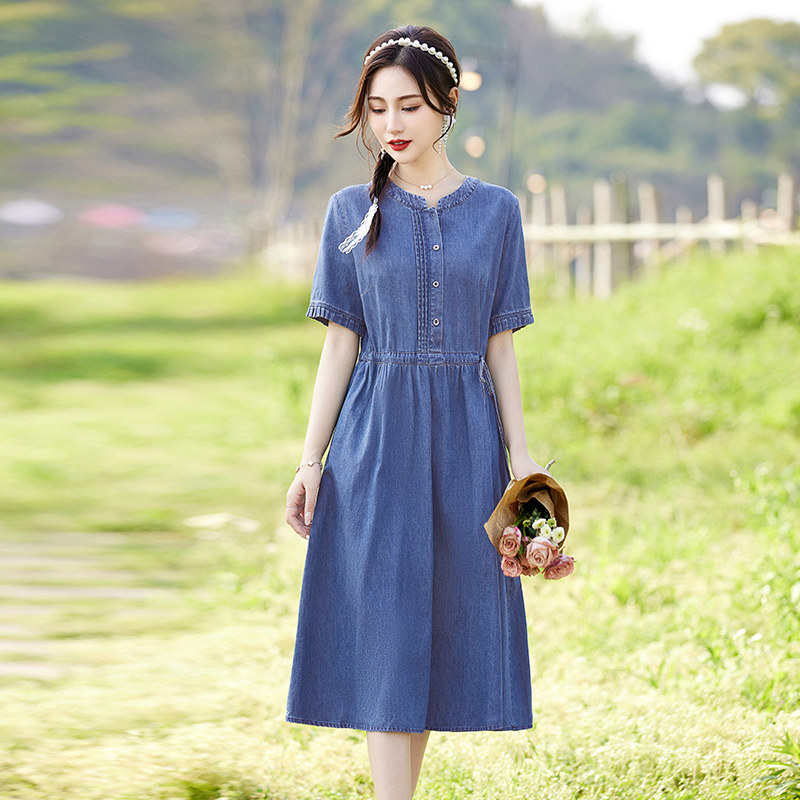天丝牛仔连衣裙女2023新款夏天薄款舒适显瘦时尚休闲减龄牛仔裙子,女装毛呢外套,新感觉