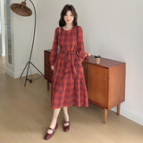 红色格子连衣裙女2025年春季新款法式复古文艺范收腰显瘦气质长裙，女装连衣裙，2C009