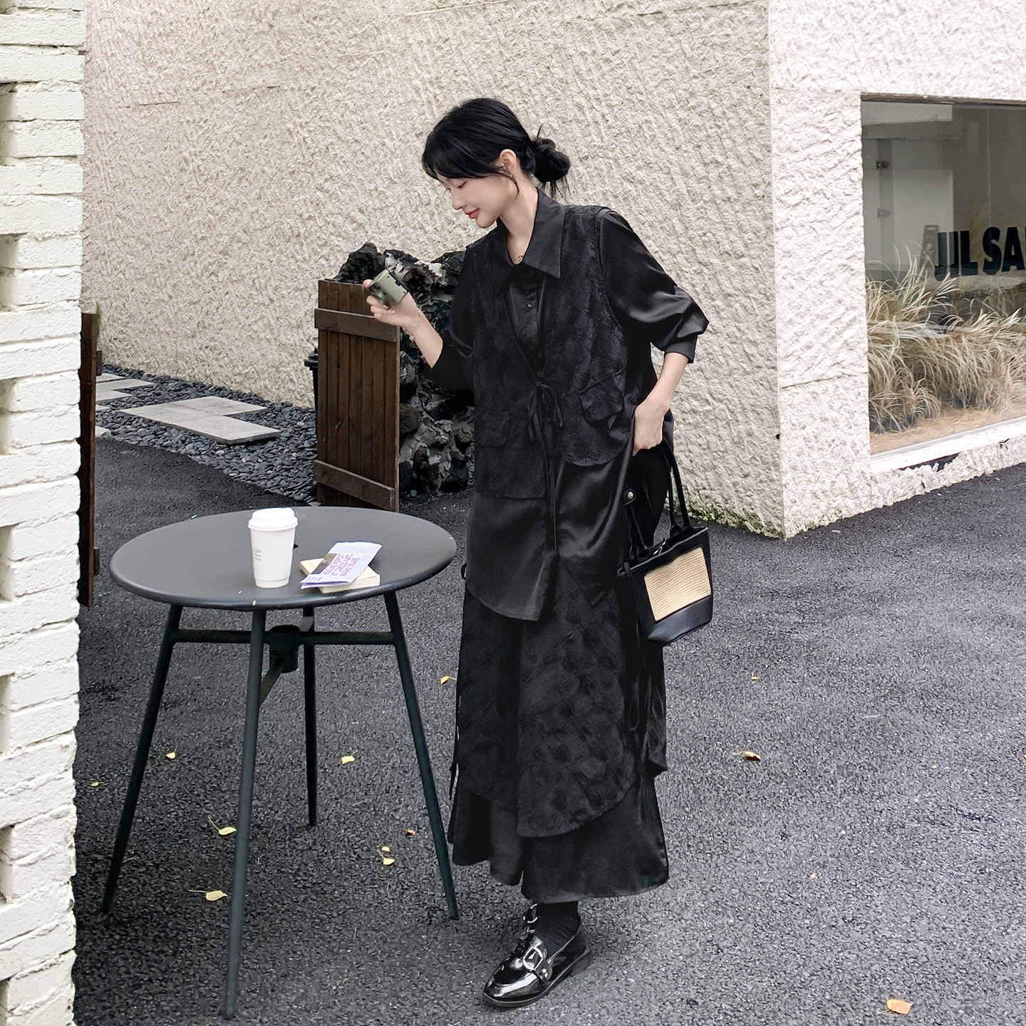 文艺风穿搭拼接假两件衬衫套装女春秋超火好看高级感半身长裙套装,女装套装/套裙,2D078