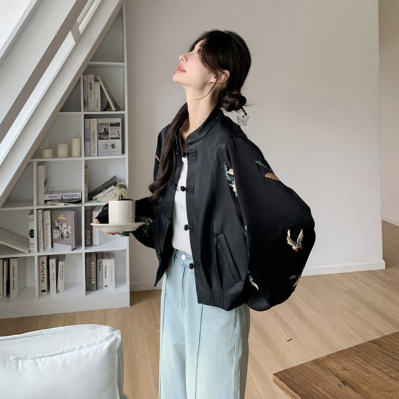 黑色新中式刺绣皮衣外套女2025春秋新款复古炸街休闲超好看短夹克,女装短外套,2C098