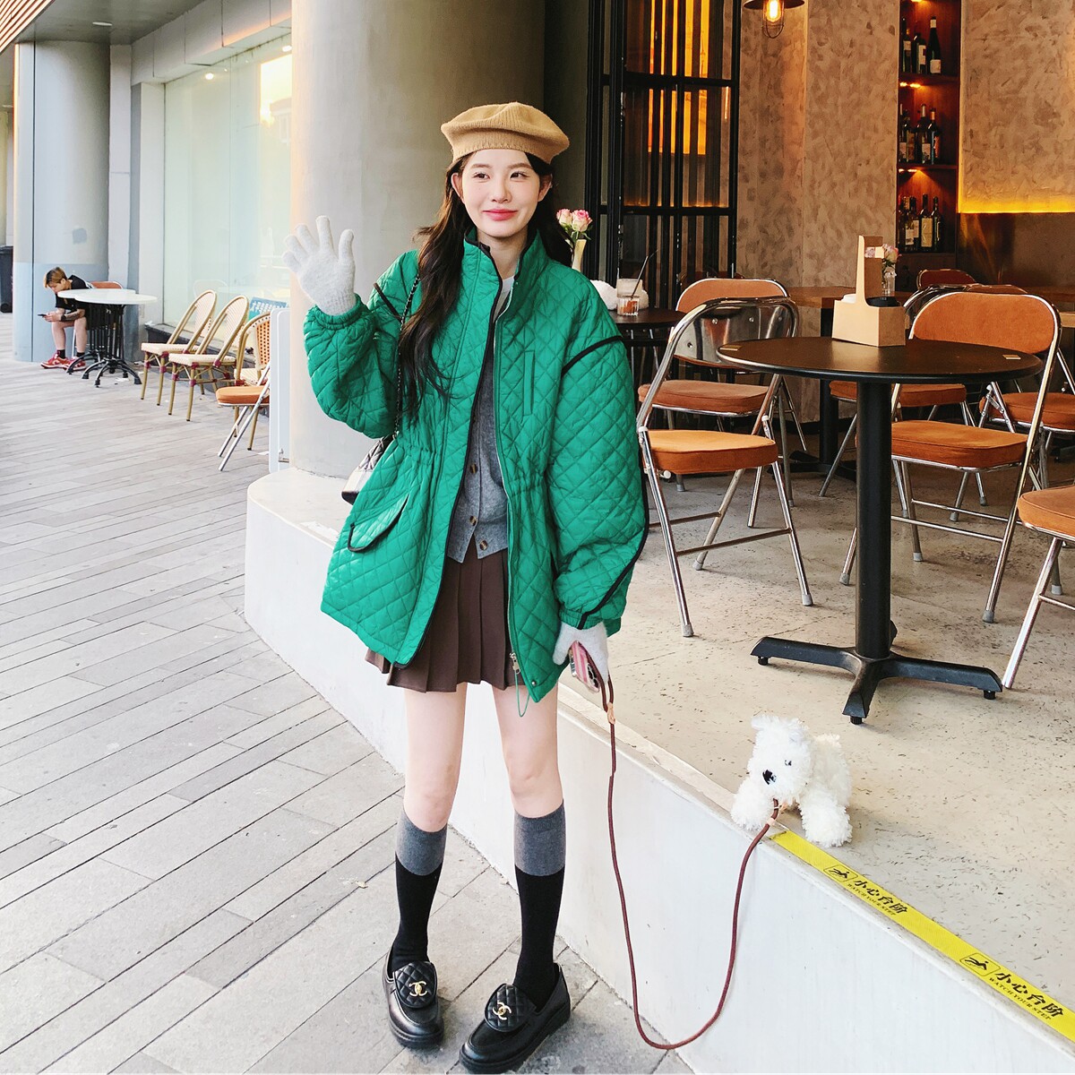 超好看绿色菱格羽绒棉服女冬季新款设计感小众抽绳显瘦小个子外套图片