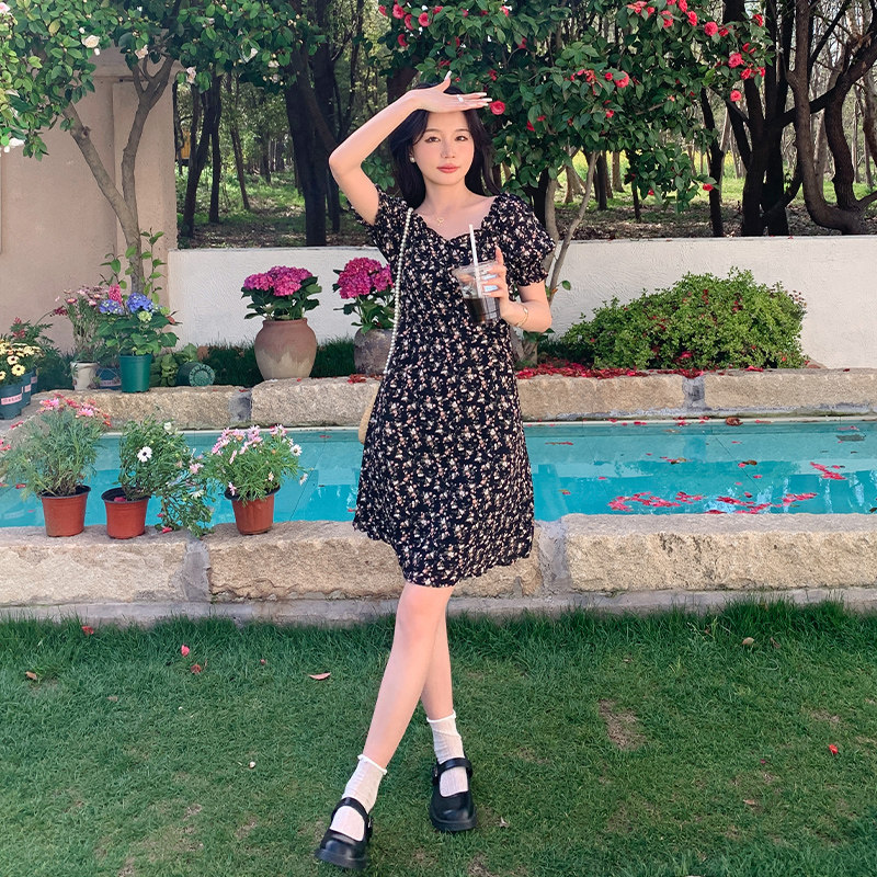 法式茶歇碎花连衣裙女2024夏季新款气质收腰显瘦高级感甜美短裙子,女装连衣裙,2C015