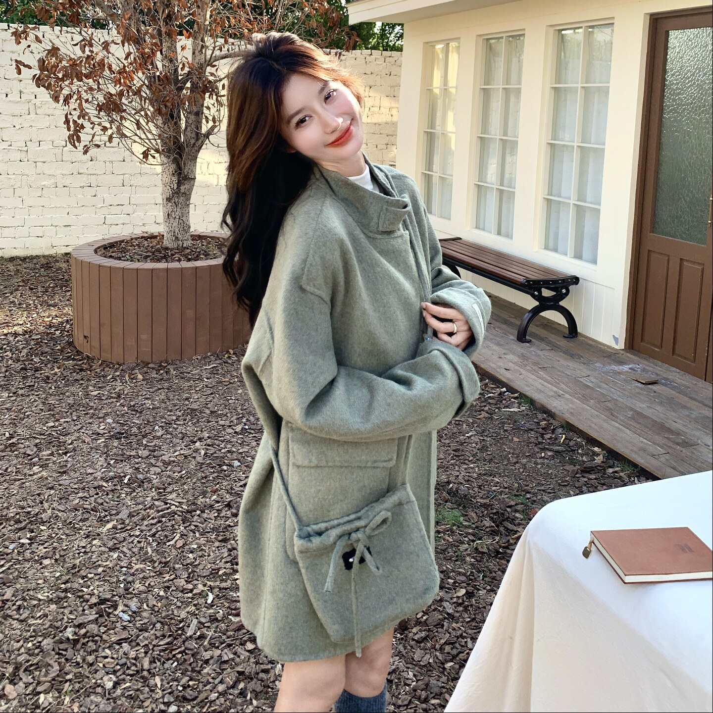 韩系chic绿色双面羊绒大衣女秋冬超火好看高级小众中长毛呢厚外套图片