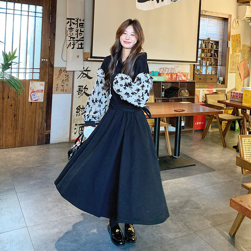 【现货】2025秋装撞色拼接连帽黑色连衣裙2C056-6817-P145控208,女装连衣裙,2C056
