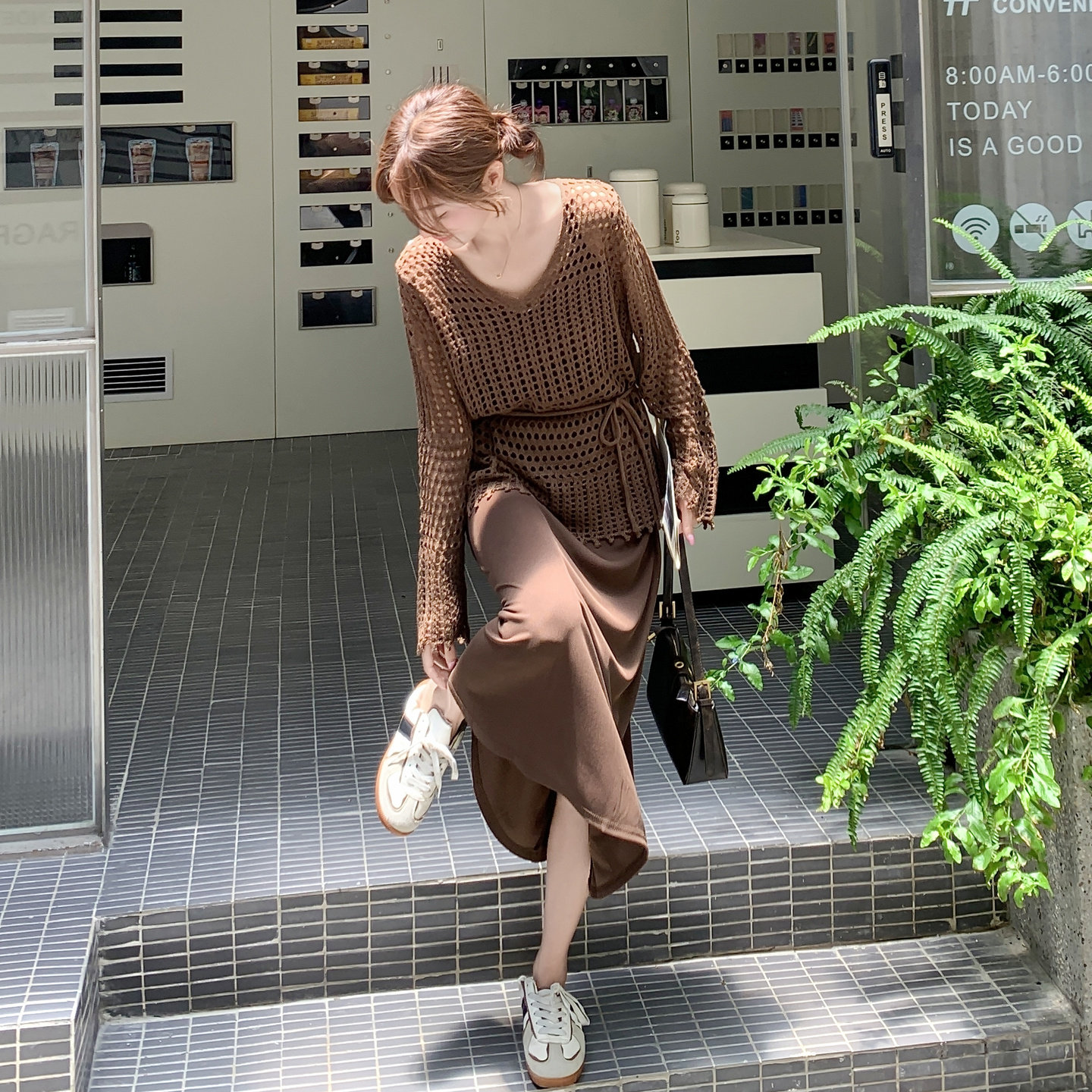 时尚套装女镂空针织衫吊带连衣裙春秋装搭配罩衫两件套装裙,女装连衣裙,2C166