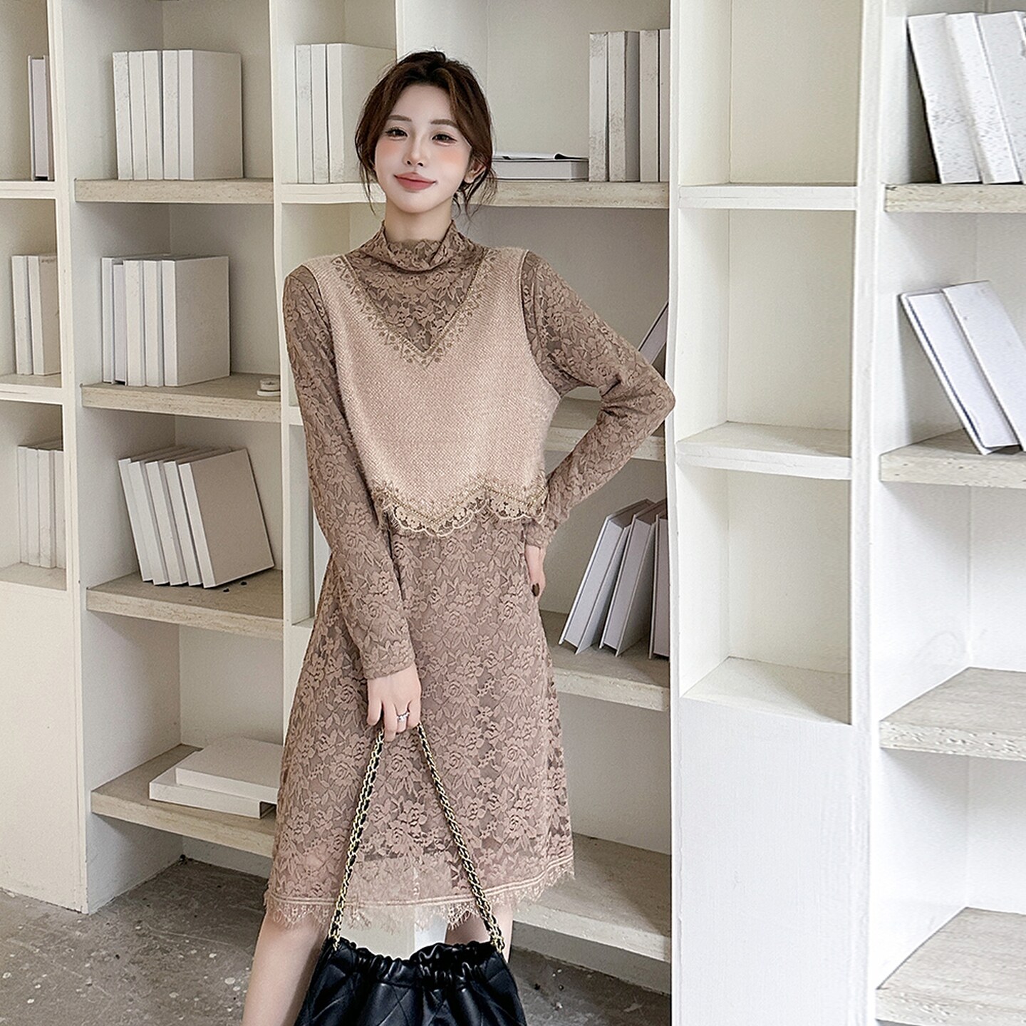 法式蕾丝马甲连衣裙两件套女春秋2025新款小个子甜美独特漂亮超火,女装连衣裙,2C013