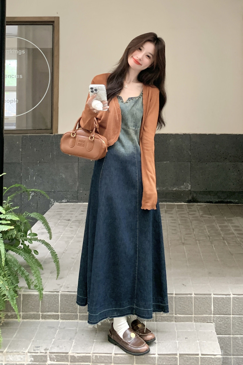 渐变色复古牛仔吊带连衣裙套装女2025秋巨好看针织开衫长裙两件套,女装套装/套裙,2C159