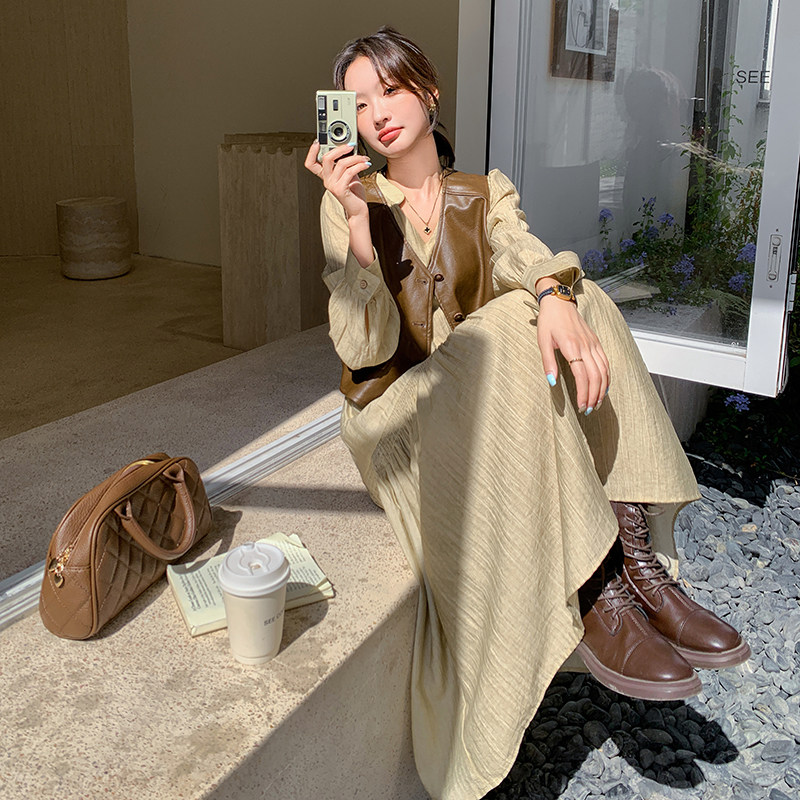 复古PU皮马甲连衣裙套装女2025年春秋季新款韩版显瘦衬衫裙两件套,女装套装/套裙,2C203
