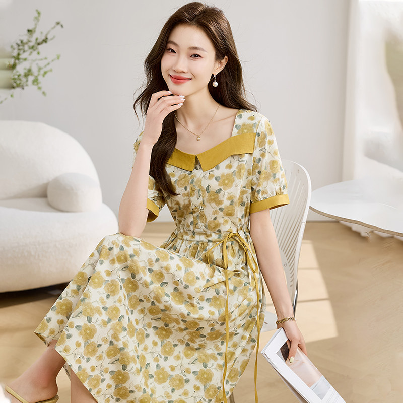 纯棉碎花连衣裙女夏季2025新款法式方领系带收腰显瘦减龄妈妈裙子,女装连衣裙,1D073