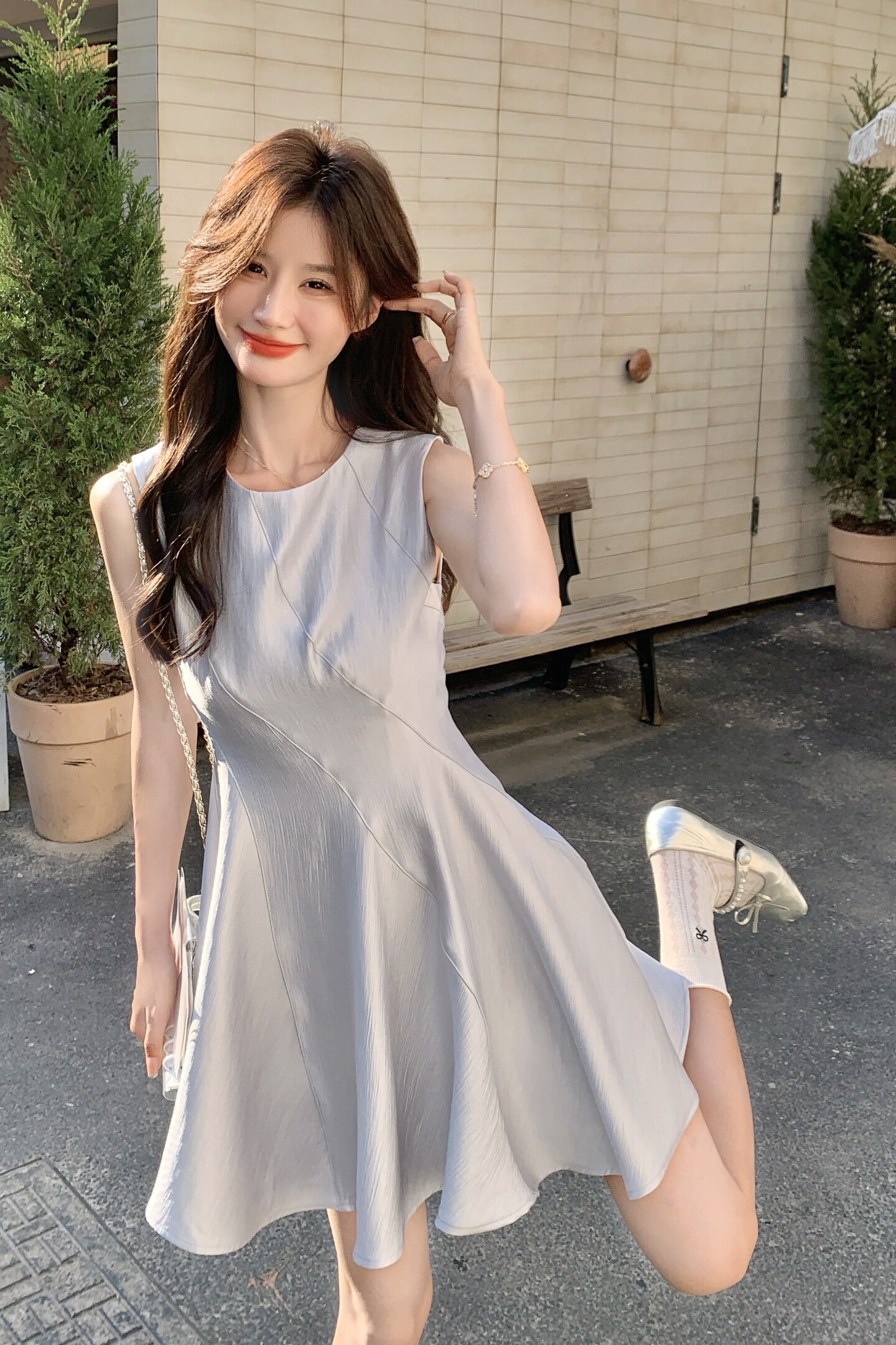 巨好看高级感无袖背心连衣裙女夏季2025流行俏皮减龄氛围感a字裙,女装连衣裙,2C159