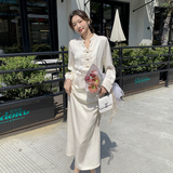 新中式国风气质v领连衣裙女2025春秋季新款法式褶皱收腰显瘦长裙，女装连衣裙，2D148