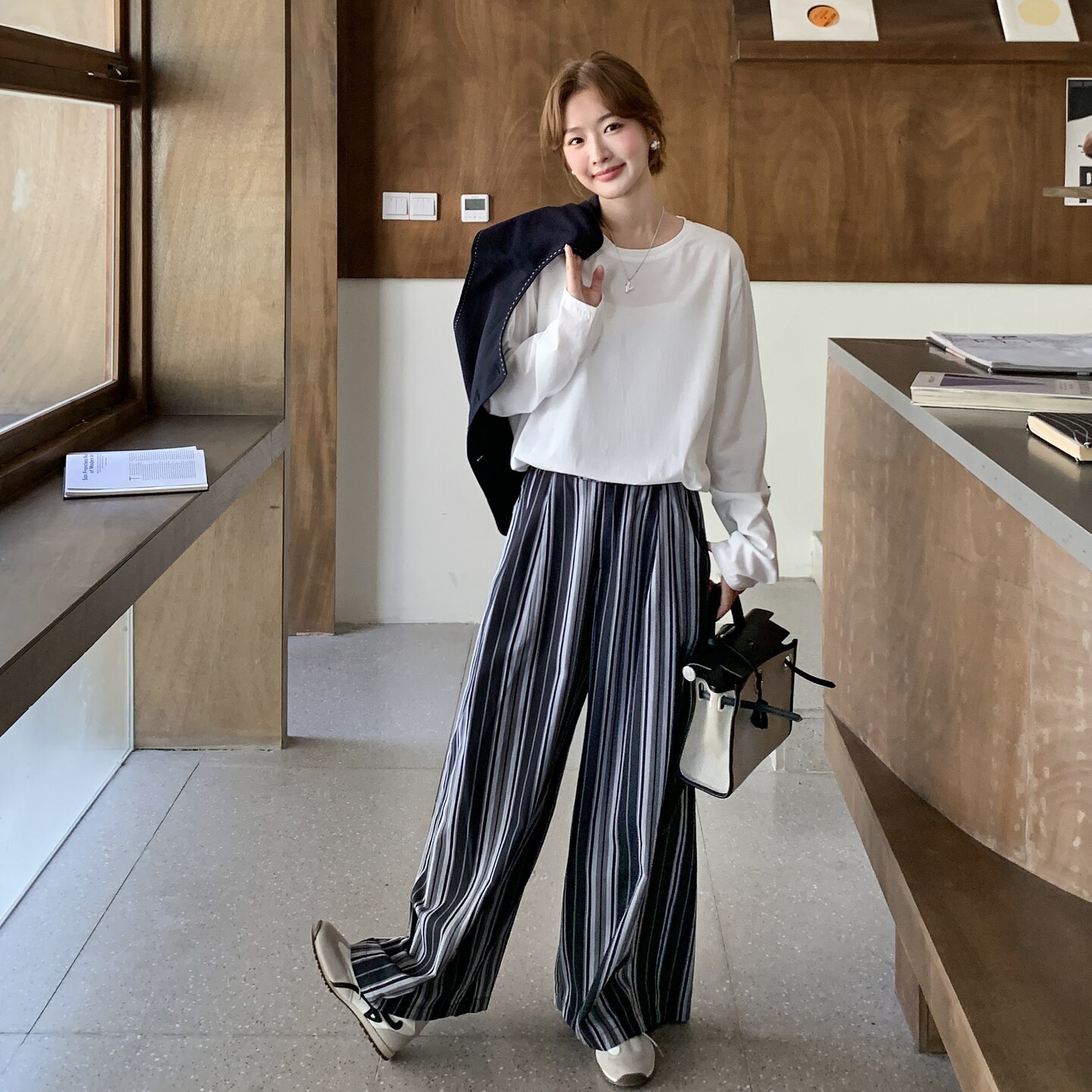 轻熟风西装马甲外套女2025超火穿搭一整套高腰显瘦条纹阔腿裤长裤,女装套装/套裙,2C177
