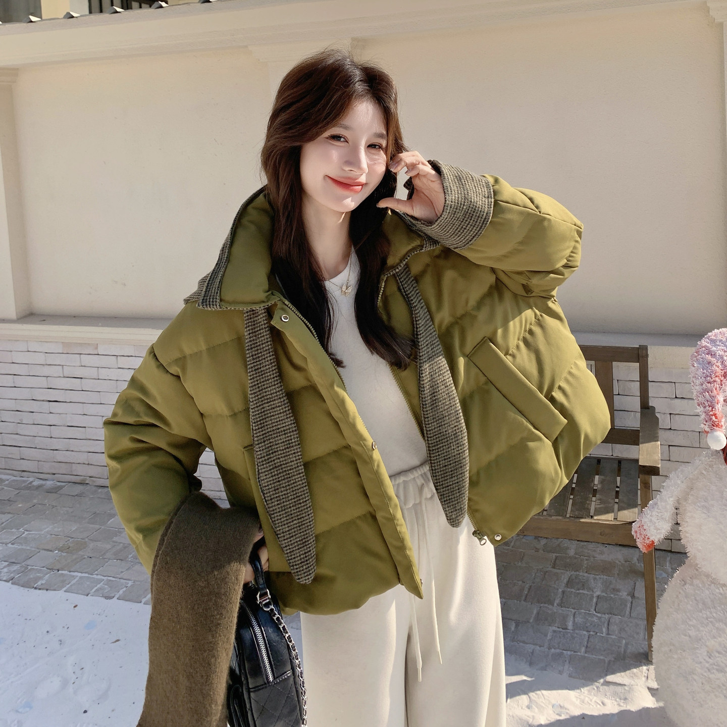 绿色设计感连帽羽绒服女2025年冬季新款超好看洋气保暖白鸭绒外套,女装羽绒服,2C227