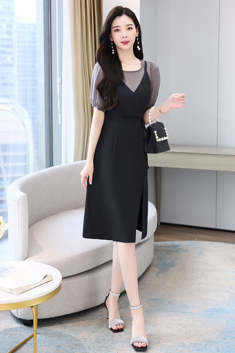 夏季连衣裙女2025年新款时尚百搭女神范中长款法式吊带假两件裙子,女装连衣裙,蓝朵琳