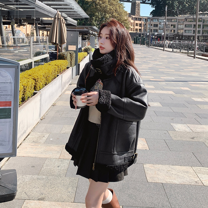 新款！皮毛一体机车服羔毛外套9957-P200-K288,女装皮草,2C025